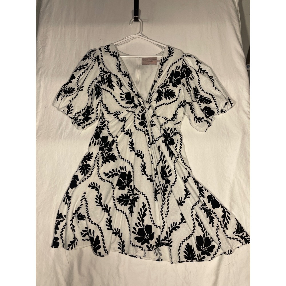 White Closet Elements Floral Puff Sleeve Twist Front Mini Dress XL Black White